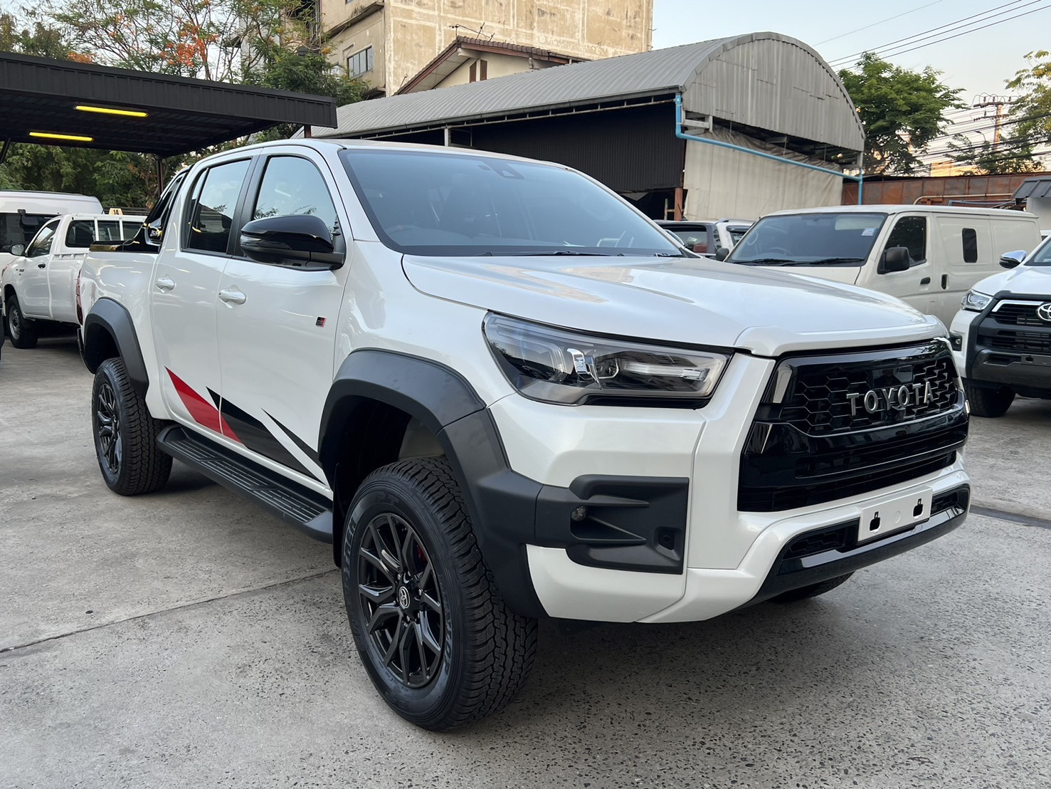 TOYOTA HILUX GR SPORT